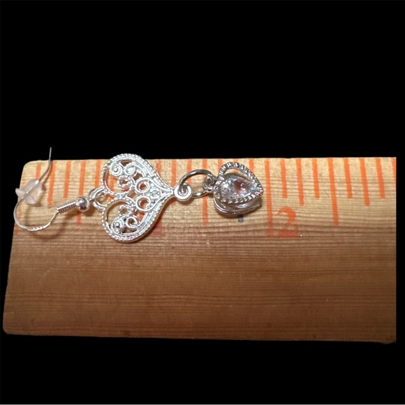 Victorian Heart with Cubic zirconia Heart Wire Hook Earrings in Silvertone - Picture 4 of 5